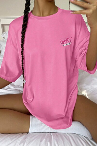 MODAGEN Unisex Pink Crew Neck Παιχνίδια εμπριμέ μπλουζάκι μεγάλου μεγέθους