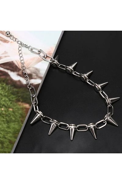 Köstebek Studded Gothic Punk Necklace