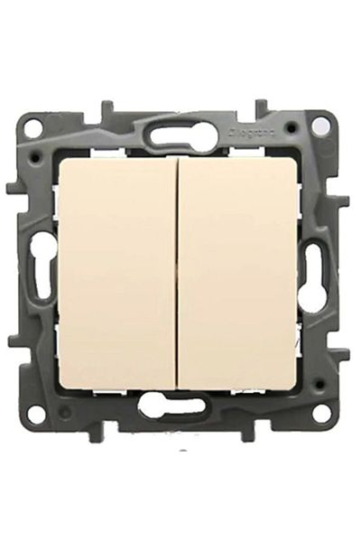 Legrand Salbei Beige Commutator 3245067674062 767406