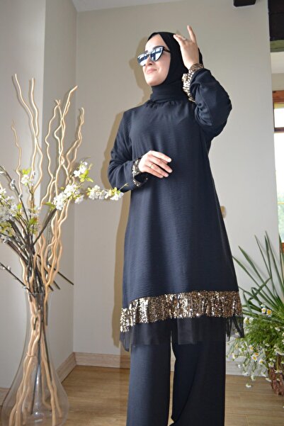 AYSUN AYDEMİR Black Hijab 2-Piece Set with Gold Sequin and Tulle Detail