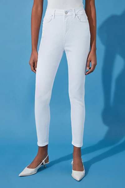 Trendyol Collection Λευκό ψηλόμεσο ελαστικό στενό τζιν TWOSS24JE00266