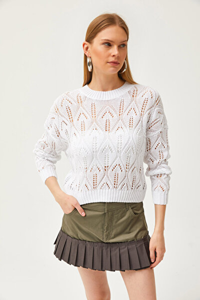 Olalook Women's White Geometric Openwork Washed Knitwear Blouse BLZ-19002584