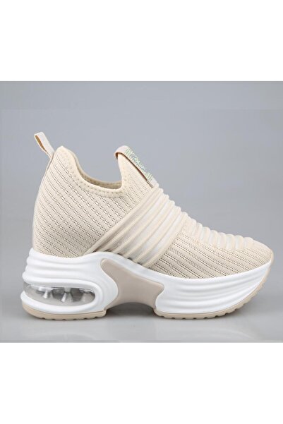 Guja 24y300-8 Σφηνοειδές τακούνι Μπεζ Γυναικείο Αθλητικό παπούτσι s