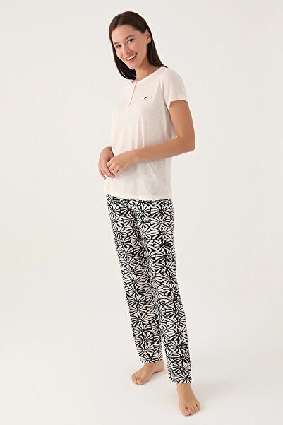 Pierre Cardin PİERRE CARDİN BÜYÜK BEDEN SEÇENEKLİ YUMUŞAK DOKULU KADIN PİJAMA TAKIM 8788