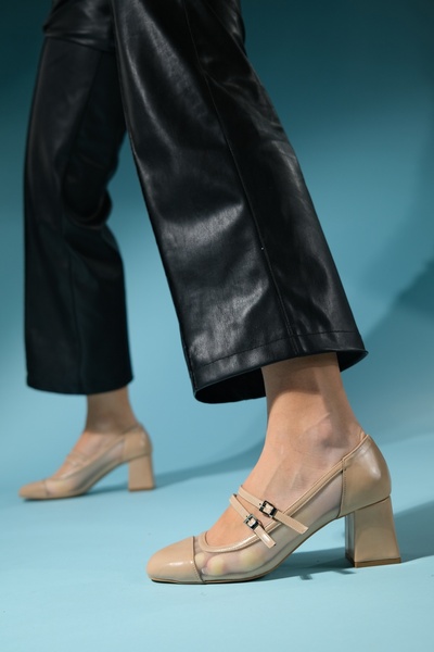 LuviShoes SCOTS Beige Women's Thick Heeled Shoes