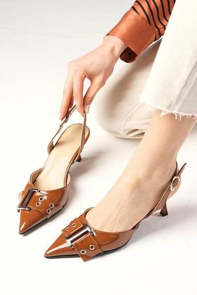 Mio Gusto Sheri Tan Color Patent Leather Pointed Toe Heeled Shoes with Buckle Accessories