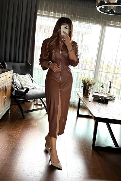 Sohotique By P Кожена рокля с цип и разрез Taba