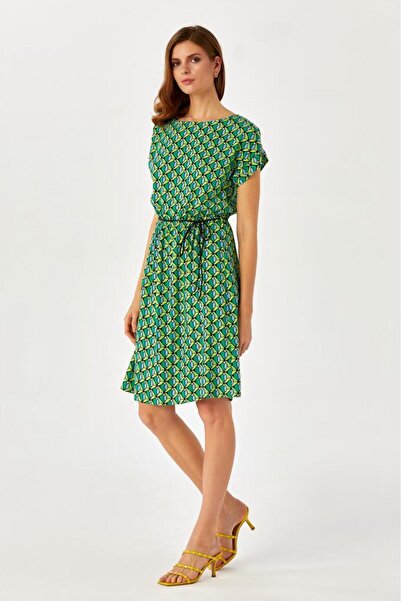 İKİLER Düşük Kısa Kol Beli Kemerli Desenli Elbise 024-4039