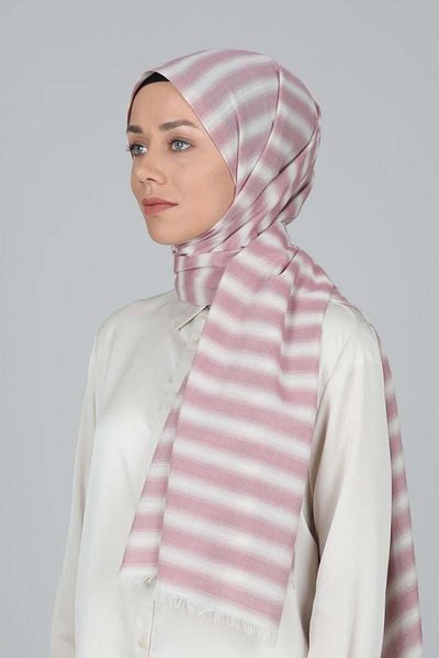 Levidor Dark Powder Verona Shawl