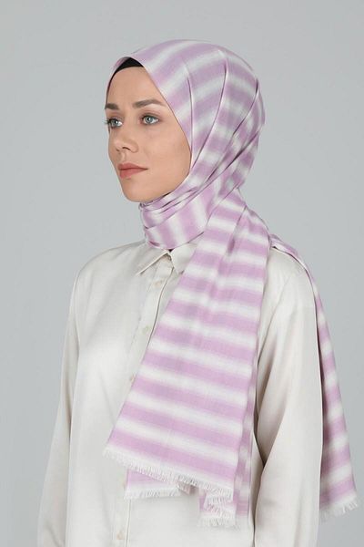 Levidor Lavender Verona Shawl