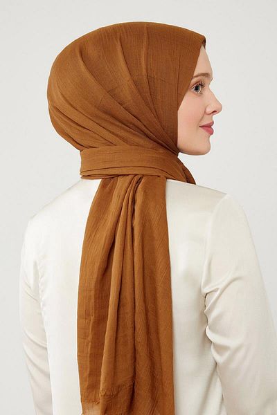 Levidor Tan Wrinkled Fabric Hawaiian Shawl