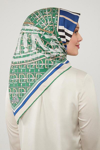 Levidor Trend Twill Scarf - Τυπωμένο με κείμενο Saks