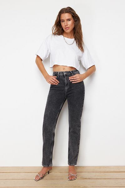 Trendyol Collection Schwarz gestreifte, lange, gerade Jeans mit hoher Taille TWOSS24JE00046