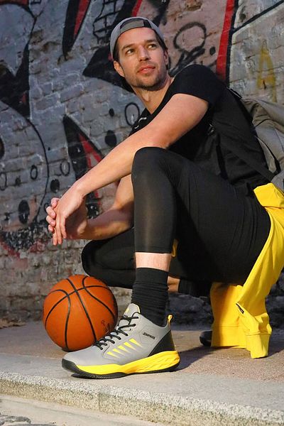 Jump 27800 Gri deschis - Negru Pantofi sport de baschet pentru bărbați