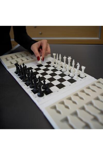Nobbystar 10+ Yaş Kapaklı Pembe Satranç Takımı 1-2 Kişi Türkçe