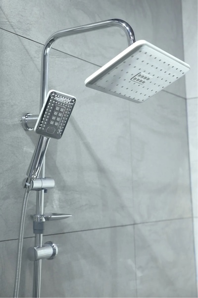 Genel Markalar Lüx Beyaz Alaska Robot Tepe Yağmurlama Banyo Duş Seti Kolay Ku...