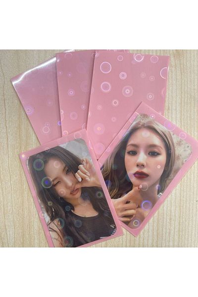 Kpop Dünyasi Circle Patterned Card Protector with Pink Background (10 Pieces)