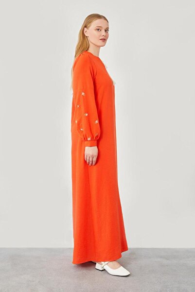 Levidor Φόρεμα Coral Garni με κεντημένα μανίκια και δέσιμο με σχοινί