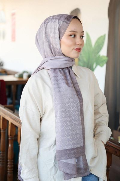 Hint İpek MONOV06-13 Model Monogram Shawl
