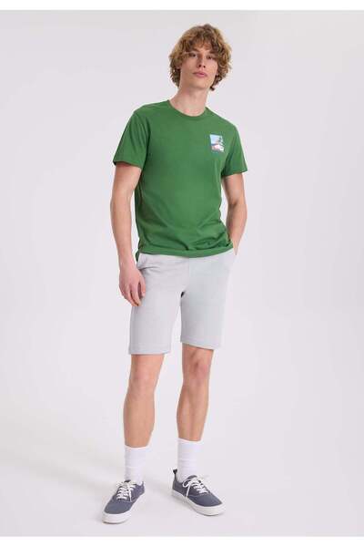 WESTMARK LONDON Πράσινο ανδρικό μπλουζάκι με στάμπα με λαιμόκοψη από οργανικό βαμβάκι κανονική εφαρμογή WMBACK SUNSET