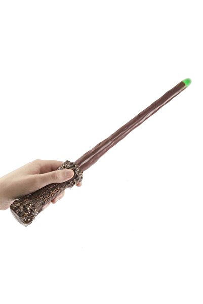 Pictionary HARRY POTTER Wand Pen, 112 Double-Sided Clue Cards with Picture Bonus Clues, Trunk Card Holder