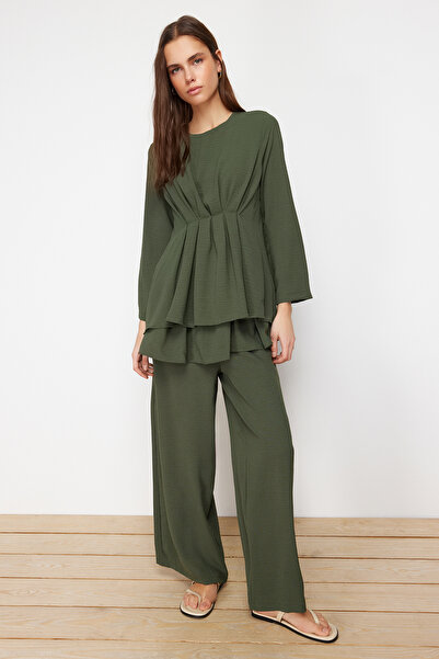 Trendyol Modest Χακί κορδόνι Aerobin Tunic Παντελόνι υφαντό στο κάτω μέρος Σετ TCTSS24US00009