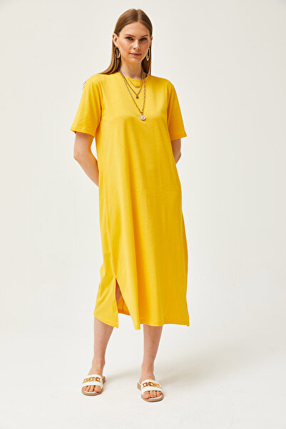Olalook Női sárga, oldalt hasított, túlméretezett pamut ruha ELB-19001880