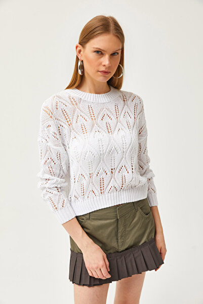 Olalook Women's White Geometric Openwork Washed Knitwear Blouse BLZ-19002584