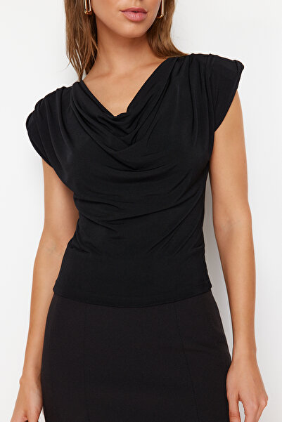 Trendyol Collection Black Degaje Collar Padded Sandy Flexible Knitted Blouse TWOSS24BZ00597