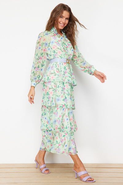 Trendyol Modest Φόρεμα λουλουδάτο υφαντό από σιφόν με πράσινη ζώνη TCTSS24EB00024