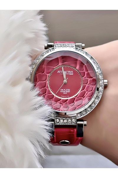 Q&Q Women's Leather Cord Wristwatch