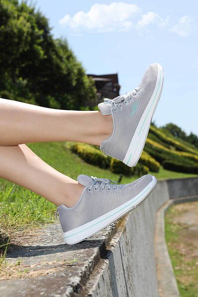 Jump New Season Women's Sports Shoes 24937