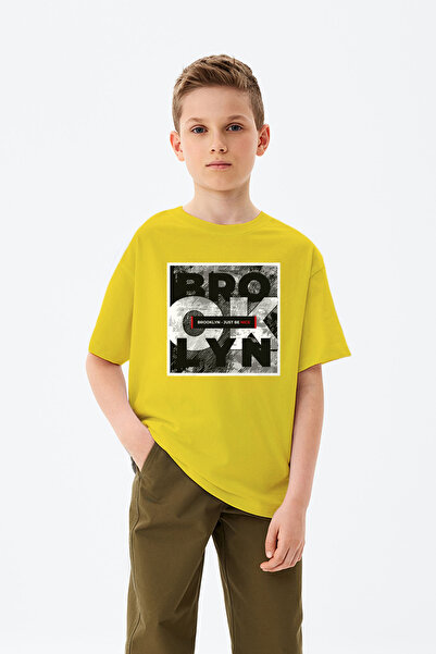 MYADA تي شيرت للأولاد مطبوع عليه عبارة بروكلين ريترو