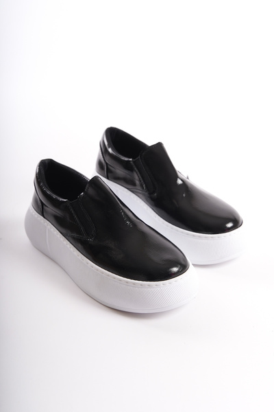 Moda Değirmeni Black Wrinkled Patent Leather Women's Sneakers BG1137-101-0012