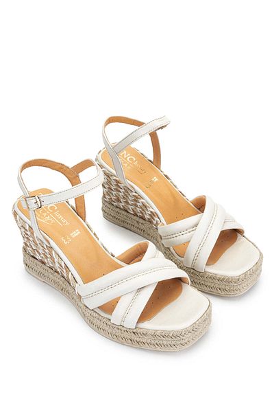 Relax Women's Leather Ivory Heeled Sandals