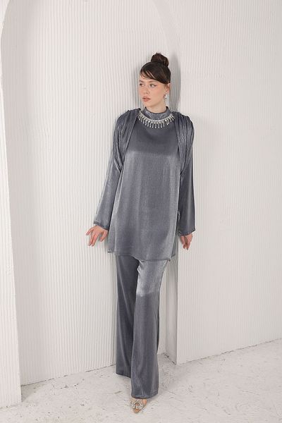 Melike Tatar Dark Blue Collar Jewelled Suit 32-2080