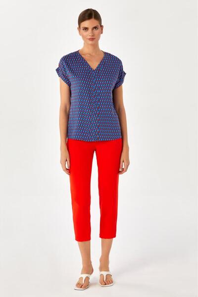 İKİLER V Yaka Kısa Kol Desenli Bluz 024-3009