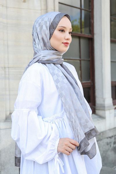 Hint İpek Checkerboard Patterned Monogram Shawl Monov03-01