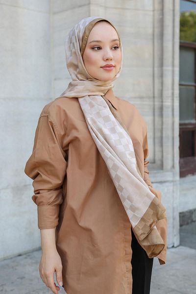 Hint İpek Checkerboard Patterned Monogram Shawl Monov03-21