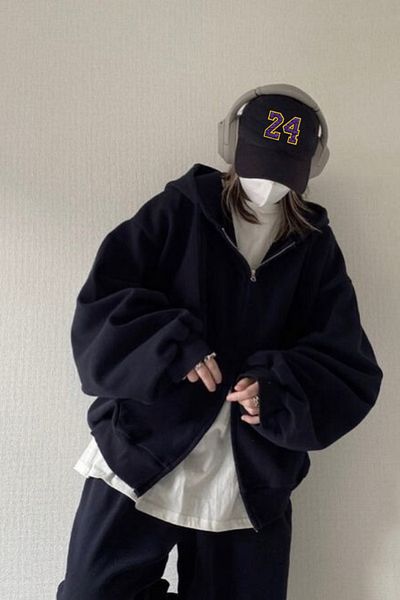 Touz Moda 24 Черни шапки