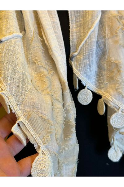 Gönülden Tasarım MUSLIN FABRIC EMBOSSED PATTERN TASSELED WOMEN'S FULAR SHALT NECK TIE