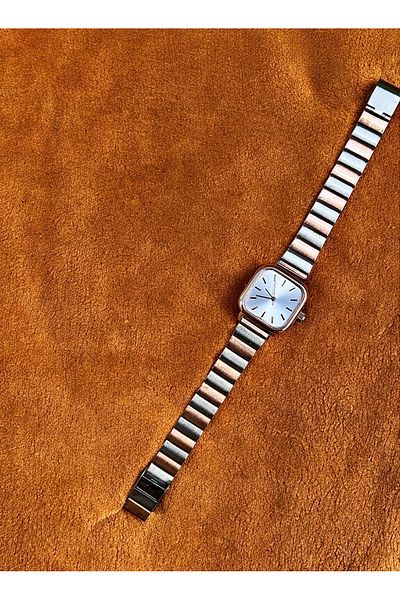 pullmarkt Elegant -Minimal Wristwatch