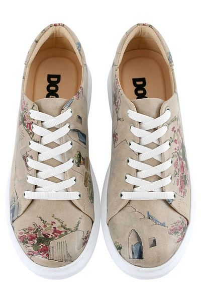 Dogo Pantofi de damă din piele vegană bej - design cu flori de hârtie