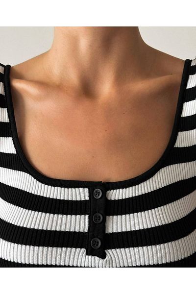 Laluvia Μαύρο-εκρού με κουμπιά Crop Tank Top