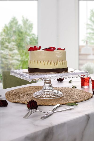 Multiamo Linea Model Glass Footed Square Cake and Cake Presentation Holder