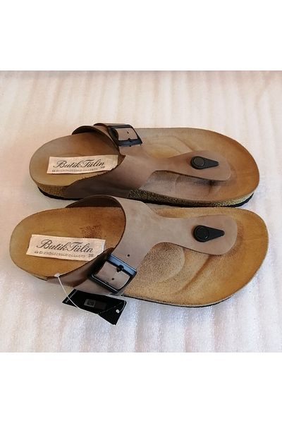 Butik Tülin جلد نوبوك أصلي للجنسين - لون رملي، جلد بإبزيم جانبي، نعل إيفا من الفلين، شبشب