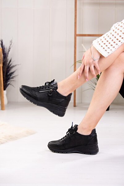 Mammamia MAMMAMİA HAKİKİ DERİ KADIN GÜNLÜK AYAKKABI 368024Y