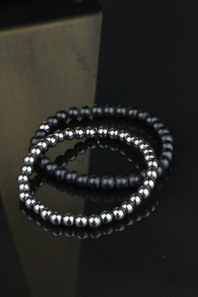 Zuk Collection Set of 2 Natural Stone Bracelets with Hematite and Onyx Stones Gift Wooden Box