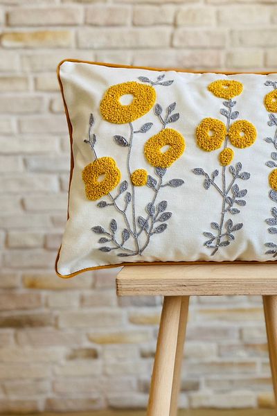 SWITA Husă de pernă cu design decorativ cu margarete brodate cu pumn (pantaloni)