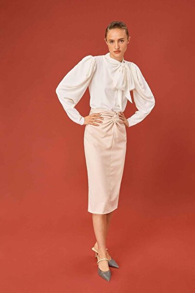 Exquise Knot Detailed Midi Skirt